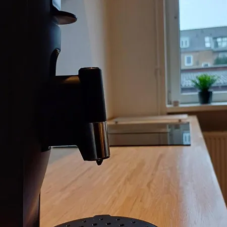 Luxurious In City, Free Parking Apartment